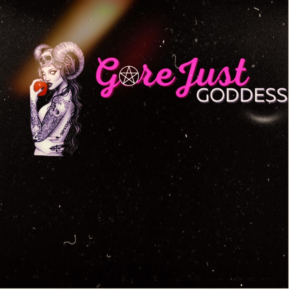 Pretty things with a sprinkle of darkness and goth